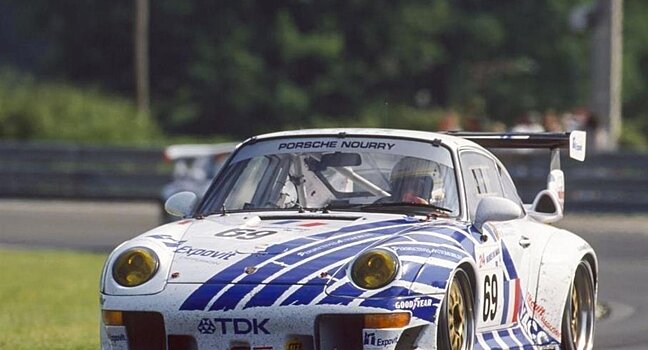 Во Франции продают очень редкий гоночный Porsche 90-х годов