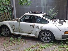 В подмосковном дачном поселке нашли забытый на 10 лет Porsche 959