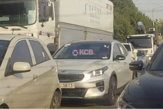 Kia Xceed заметили на дороге