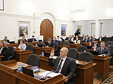 Дума Владивостока назначила выборы депутатов и выделила деньги на ремонт дорог