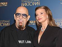 Женитьбу Шуфутинского на возлюбленной объяснили