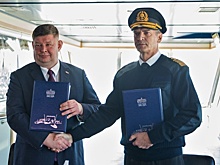 В России построен первый ледокольный танкер-газовоз