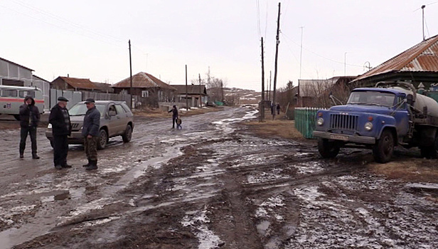 Тонны талой воды обрушились на Хакасию и Алтай