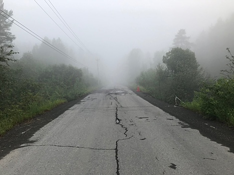 Прокуратура через суд обязала администрацию Трехгорного реконструировать опасный мост