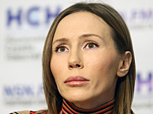 Жена полковника Захарченко сбежала из РФ с конем