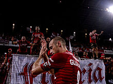 Хавбек "Спартака" покинул стадион отдельно от команды