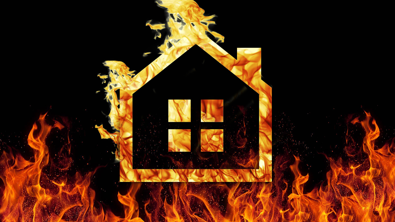 Пожар вспыхнул в доме с шестью детьми в Пензенской области