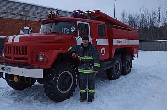 Пожарный из поселка Лоухи в свой выходной оказал помощь пострадавшим в ДТП 