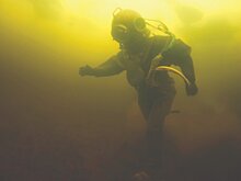 Водолазы Московской поисково-спасательной службы 22 года выполняют задачи на акватории столицы