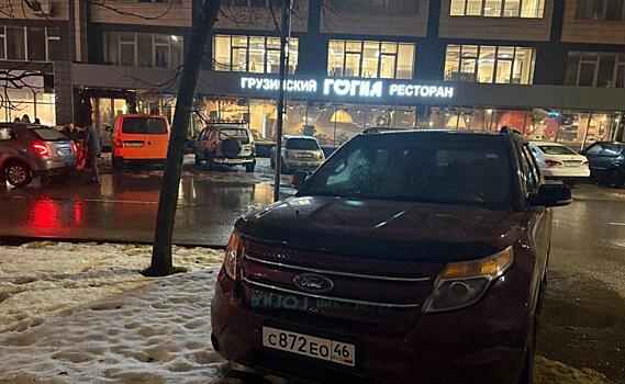 Мэр Курска раскритиковал водителей за парковку на тротуарах