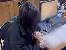 Находившаяся с подростком в Красноярске девушка оказалась жертвой мошенников