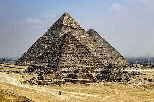Ученые "подтвердили" наличие скрытых мегаструктур под египетскими пирамидами