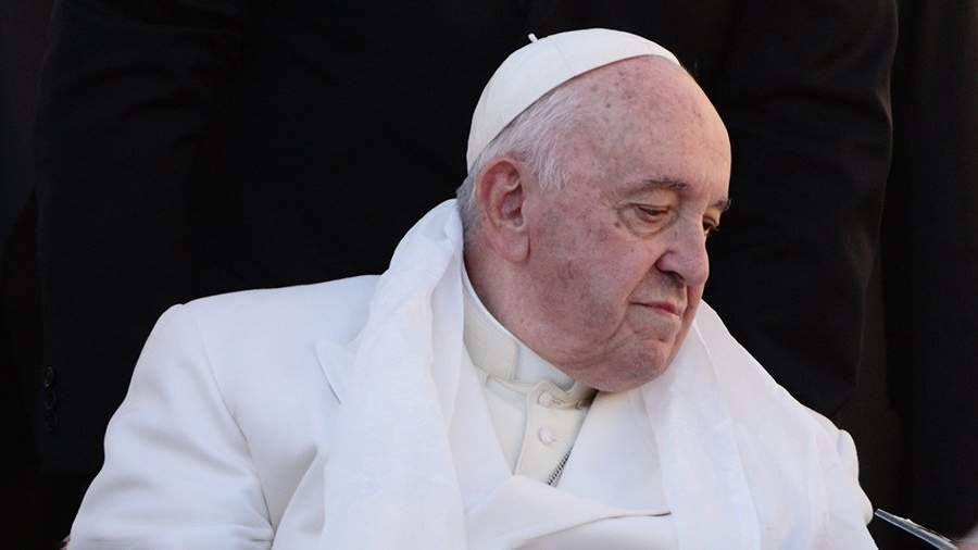 Папа Римский Франциск второй год подряд пропускает Крестный ход