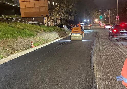 На дорогах Владивостока продолжается локальный ремонт
