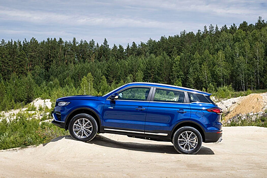 Названы восемь минусов китайского кроссовера Geely Atlas