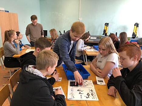 Школьники районов Кировской области приняли участие в профтуре выходного дня