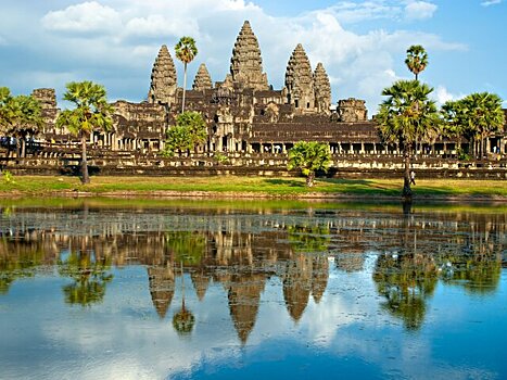 Камбоджа отменила все коронавирусные ограничения для туристов