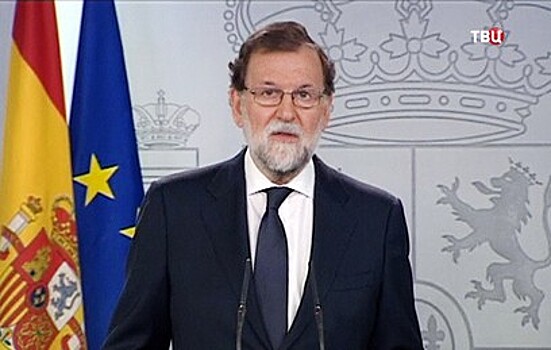 Премьер Испании призвал компании не покидать Каталонию