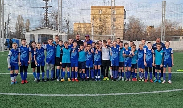 Юные волгоградские футболисты обыграли сверстников из Самарской области