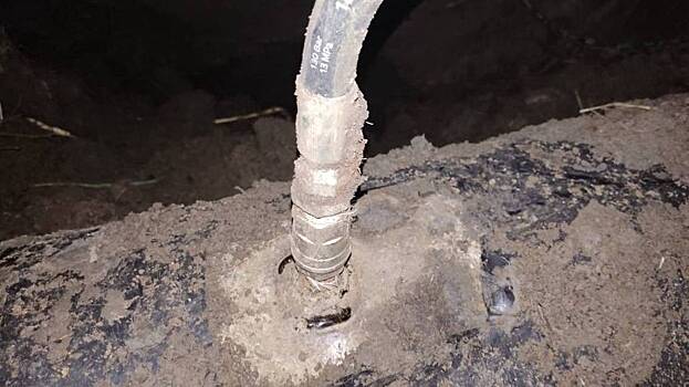 Свыше 100 тонн нефти незаконно выкачали из трубопровода в Подмосковье