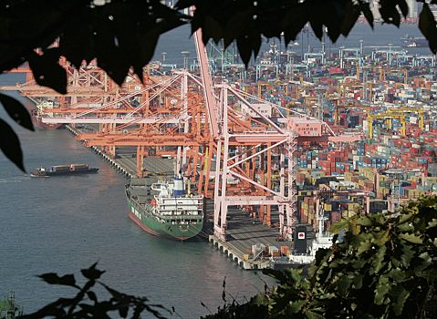 Южная Корея закрыла порты для России