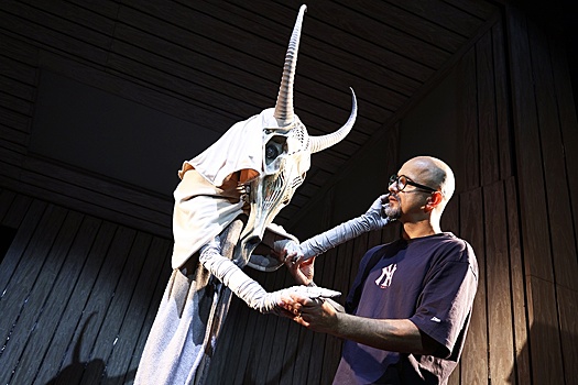 Егор Дружинин поставил спектакль-парадокс о жизни доктора Фауста