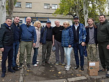 Депутаты Заксобрания Иркутской области привезли автотранспорт в зону СВО и материалы для ремонта спортивной школы в Кировске