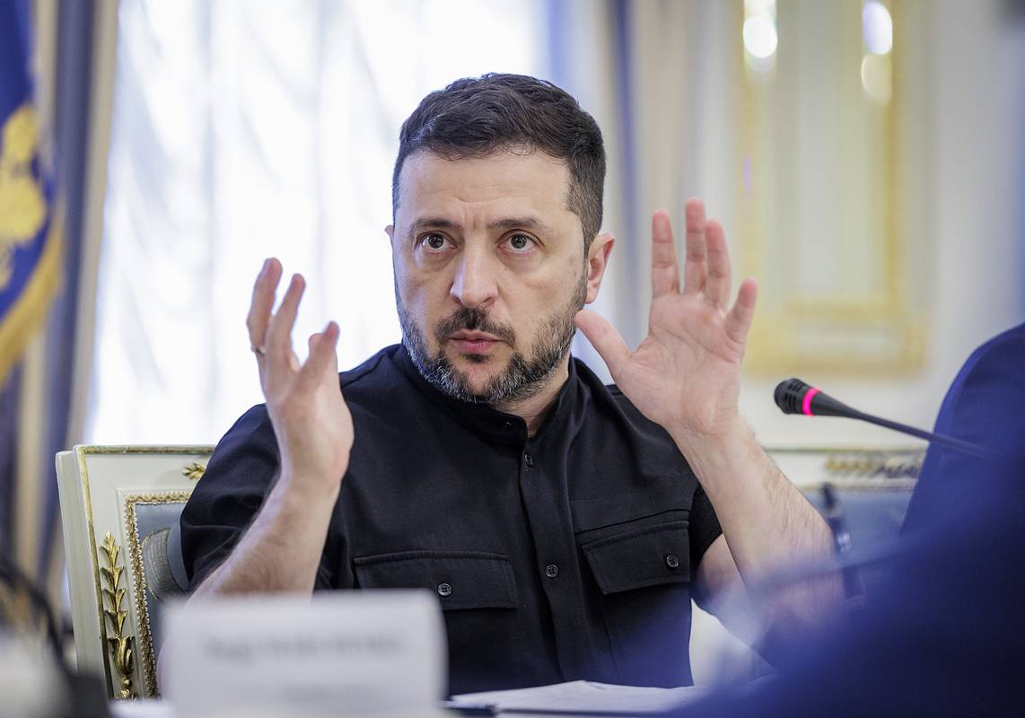 Zelenski in Jermak se nista več sledila na Instagramu