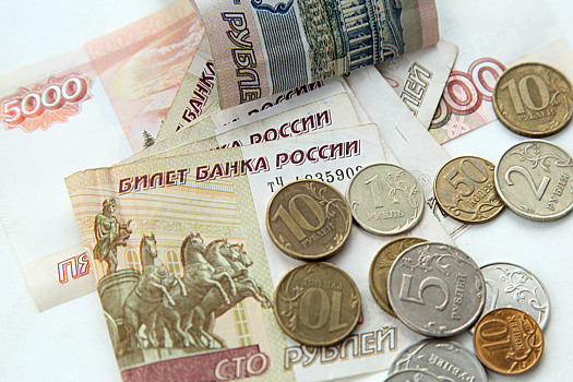 Официально инфляция в России снижается, а люди считают, что растет