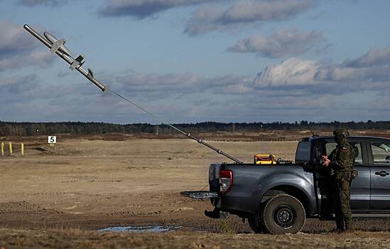 Неопознанный дрон упал на территорию военной базы в Польше