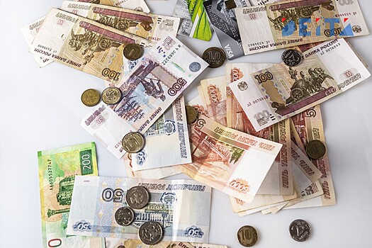 «Деньги обесценятся уже точно»: когда обвалятся доходы россиян, рассказал эксперт
