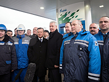 "Газпром" открыл в Москве самую мощную в России газозаправочную станцию