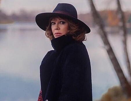 «Всегда меняю с легкостью»: Елена Валюшкина показала новый цвет волос