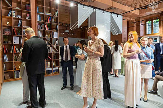 Культурный центр Третьяковской галереи открылся во Владивостоке в здании пароходства