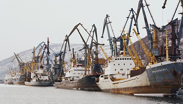 Реконструкция морского торгового порта Магадана завершится к 30 июня
