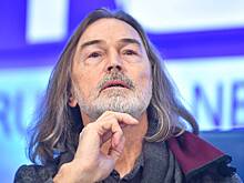 Никас Сафронов вспомнил о визите Алена Делона в Россию