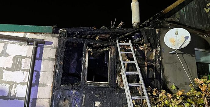 В Аксайском районе горел  частный дом