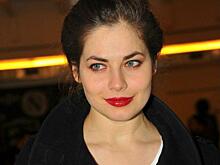 Утонченная красота: Юлия Снигирь поддержала тренд на гороховый принт