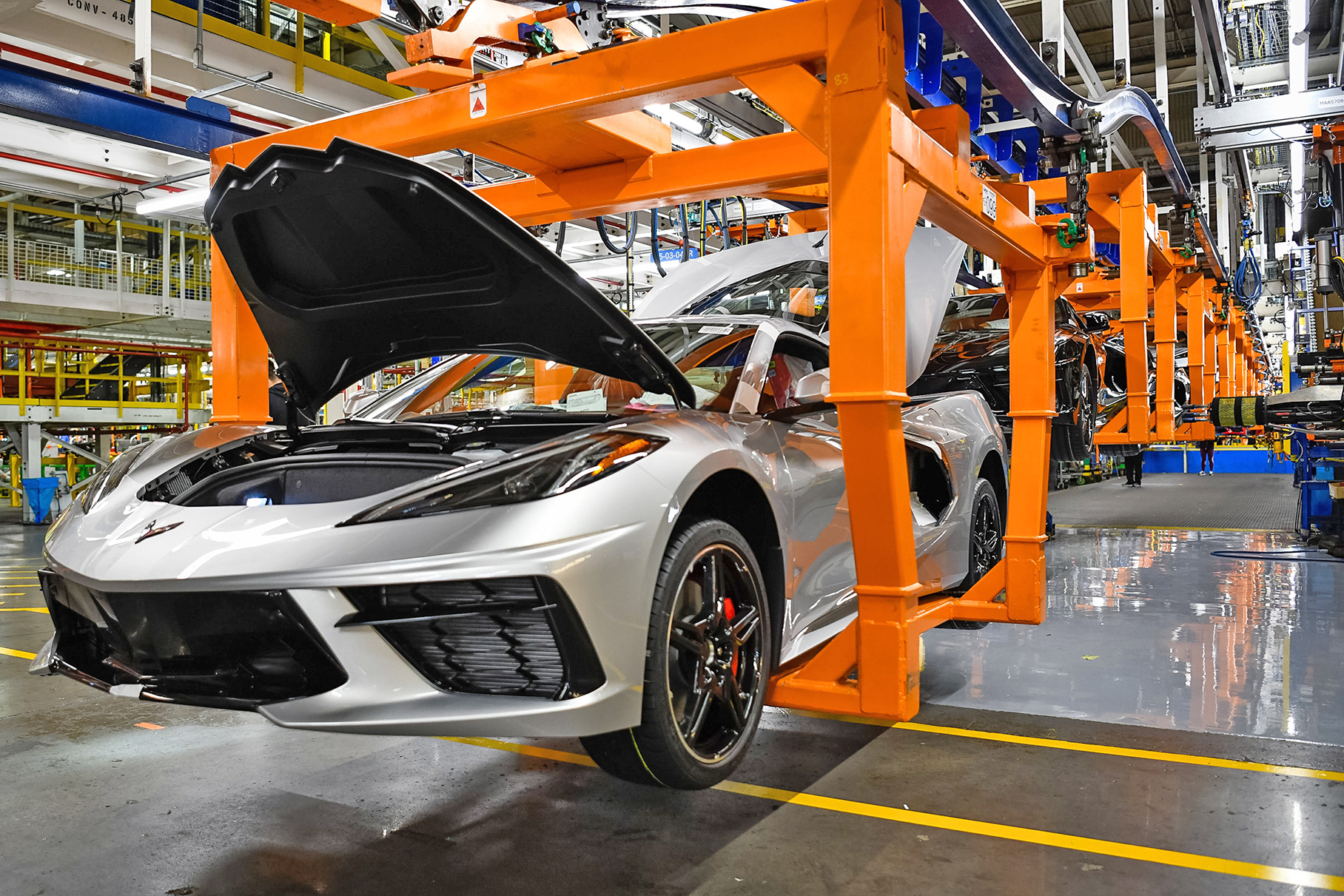 Производители спортивных автомобилей. Корвет 2023. Спорткары. Завод Шевроле в Детройте. Шевроле Корвет.