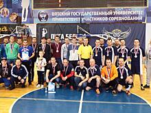 Сотрудник «Кировэнерго» стал лучшим капитаном команды по мини-футболу среди энергетиков Кировской области