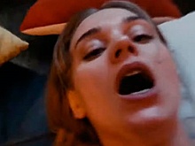 Асмус терпит непристойные предложения: «Вернись к Харламову, покажи сиськи!»