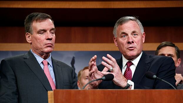 Американские сенаторы согласились с разведчиками о вмешательстве России в выборы