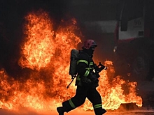 В Екатеринбурге произошел крупный пожар