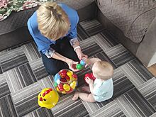 Подвергавшихся избиению со стороны матери малышей из Удмуртии приняли в новую семью