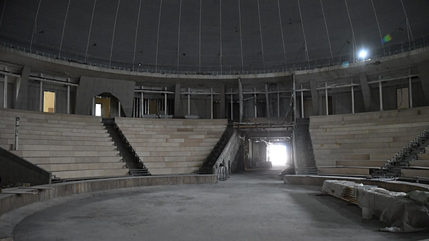 Чиновники: Расписывать саратовский цирк изнутри художники начнут «через несколько недель»