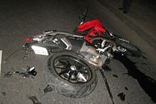 В Тольятти, столкнувшись с несколькими автомобилями, погиб мотоциклист
