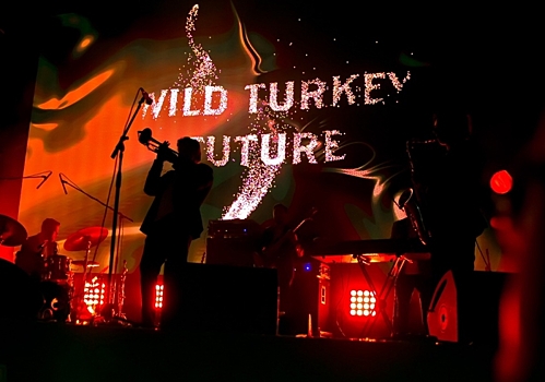 Нейроджаз: Wild Turkey и RODNYA представили мелодию, созданную искусственным интеллектом