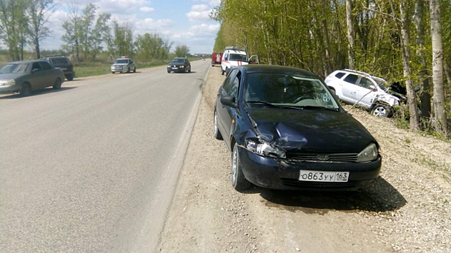 В массовой аварии под Пугачевом пострадала 13-летняя девочка