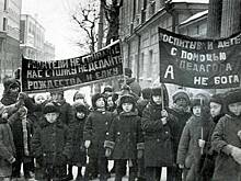 «За елку жестоко карали». Почему в СССР пытались лишить людей праздника