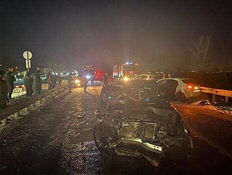 Четыре автомобиля столкнулись на ул. Утевской в Самаре